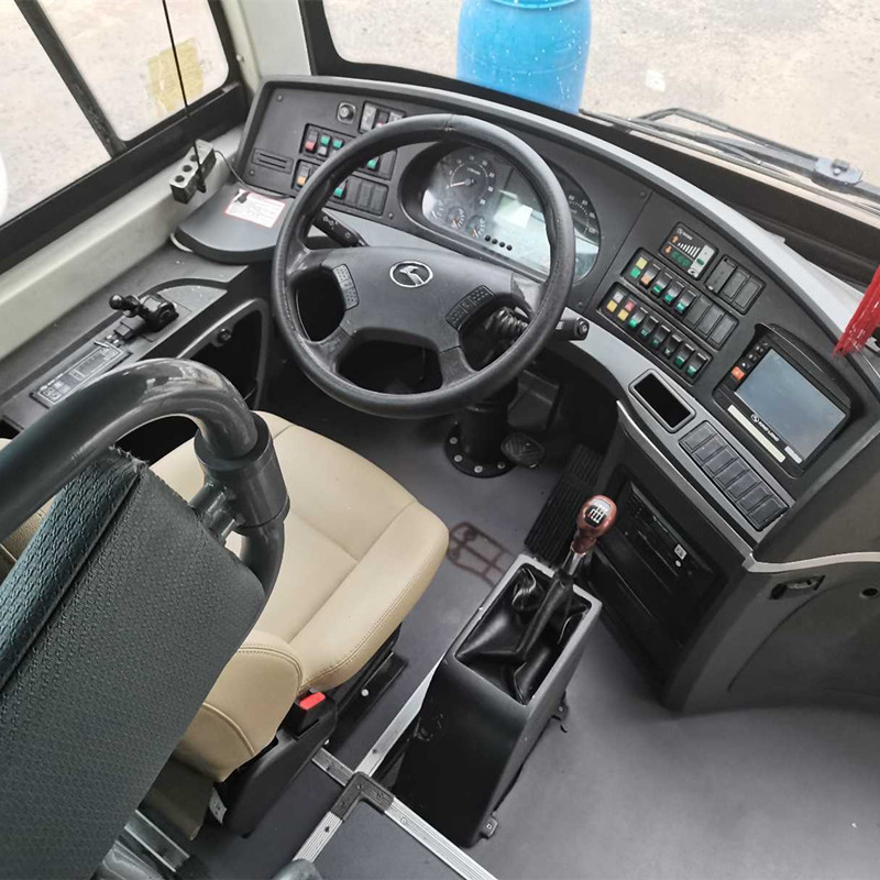 2016 Year 49 Seats Used Bus Used King Long XMQ6113 Coach Bus Left Hand Steering Diesel Engine No Accident