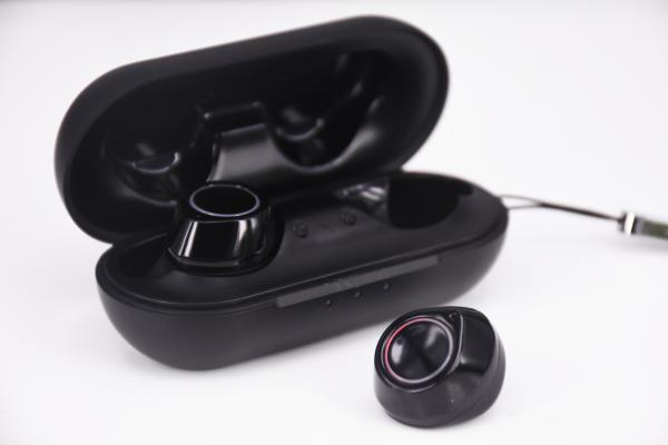 Small Waterproof Sport TWS Sweatproof True Wireless Earbuds Earphones Bluetooth