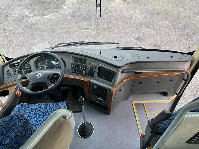 Yutong Bus Second Hand Condition 11 Meters Youngtong ZK6119 Air Condition Diesel Engine LHD