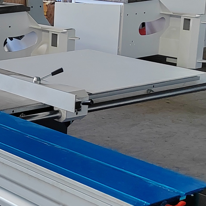 Woodworking High Quality Table Panel Saw Machine MJ6132TG