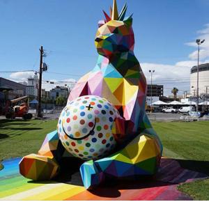 China Geometric Shape Cartoon Metal Bear Sculpture Colorful Animal For Garden factory