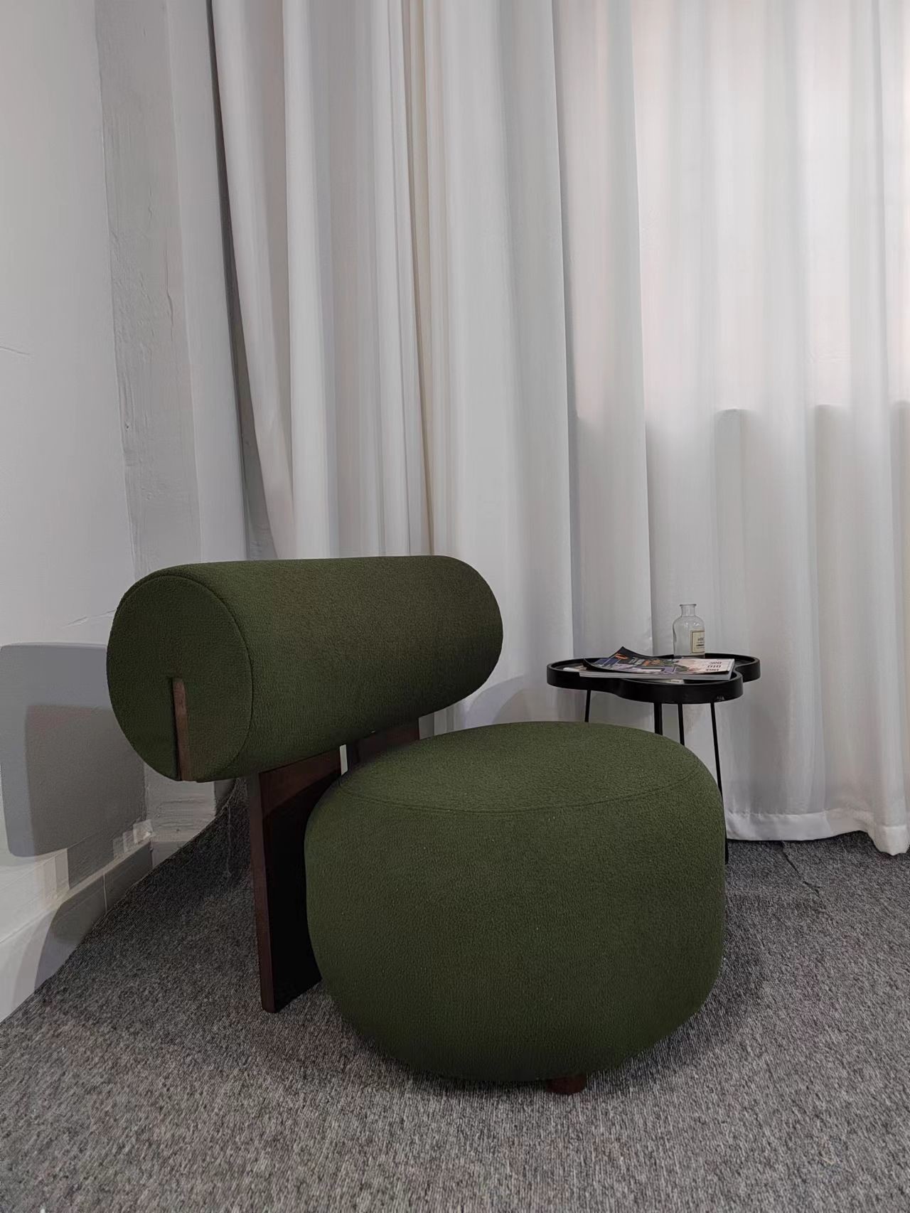 Light Luxury Hotel Furniture Creative Living Room Solid Wood Single Lazy Sofa