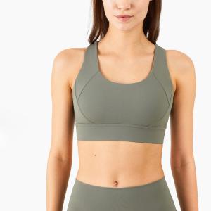 China Criss Cross Back Padded Strap Sports Bras For Women Yoga Fitness Tops factory