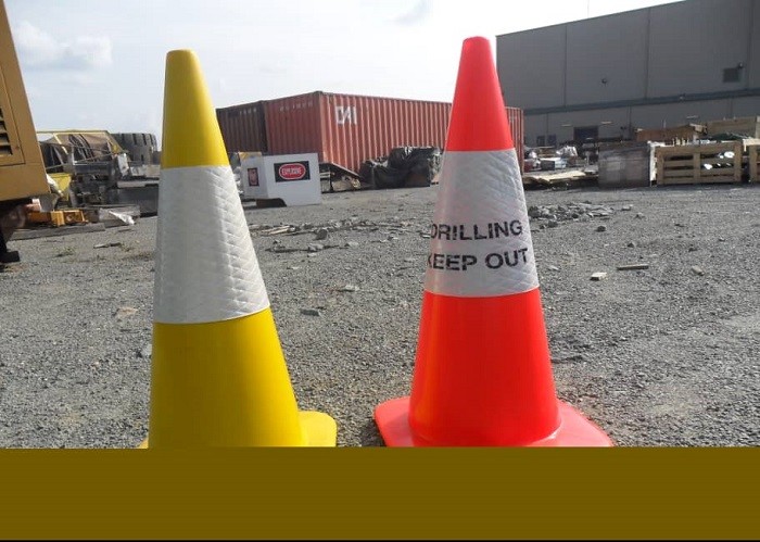 Traffic Retractable Safety Cones For Construction Area Customized Design