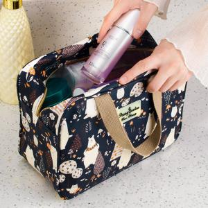 China Printed Polyester Travel Makeup Organizer Bag For Women factory