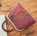 Embroidery Daisy Purses & handbag,Cosmetic bag,Clutch bag,Metal frame purse
