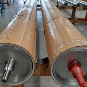 China Functional Film Industrial Roller Manufacturers Rubber Covered Rollers 13000mm Length factory