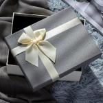 Customized Three Sizes Rigid Paper Gift Box With Bow For Spouse Friend Family