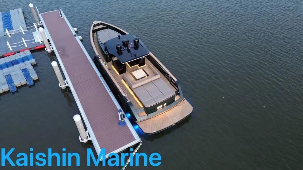 Durable Yacht Floating Dock With Cleats Fender Decking For Marina Aluminum Floating Pontoon