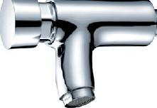 China Single Hole Chrome Finish Self Closing Faucet Basin Faucets in Wall 0.05MPa - 0.9MPa factory
