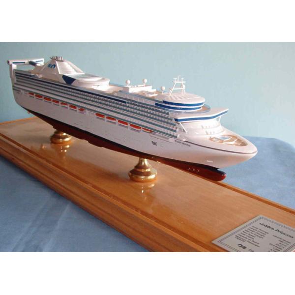 China Handmade Princess Cruise Ship Models With Offset Printing Hull Logo Printing factory