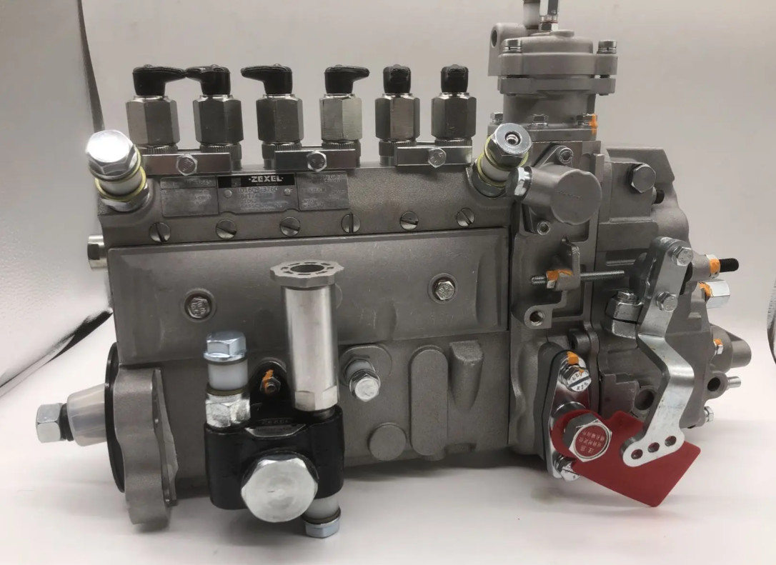 6D102 Engine High Pressure Pump 6738-71-1530 Saa6d102e Zexe 101609-3760 101062-9310 PC200-7 Excavator Fuel Pump