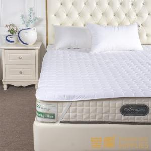 China Custom Quilted 180*200cm Mattress Pillow Protector factory