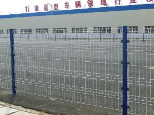 China Welded wire mesh Garden fence,Plastic garden fence,PVC Coated Welded Wire Mesh Fence factory