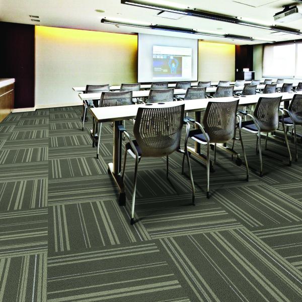 New Designs popular PP carpet tiles