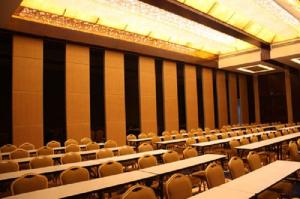 China Melamine Movable Conference Room Partition Walls 85mm Thickness factory