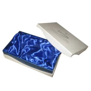 China CMYK Rigid Paper Boxes Rectangle Cardboard Package OEM C2S factory