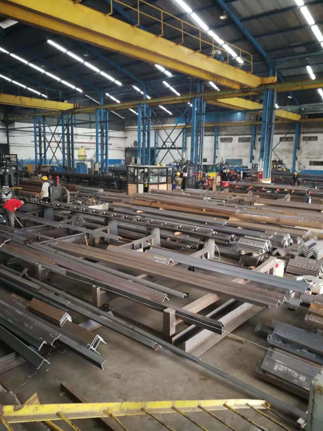 China Top Manufacture High Speed CNC Angle Punching Machine Model JNC2020