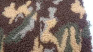 China Bonded Camouflage Patterned Lamb Fabric 100% Polyester 400 GSM factory