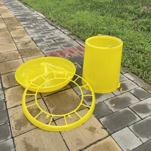 China Automatic Poultry Water Feeder With Durable Plastics Accessories factory
