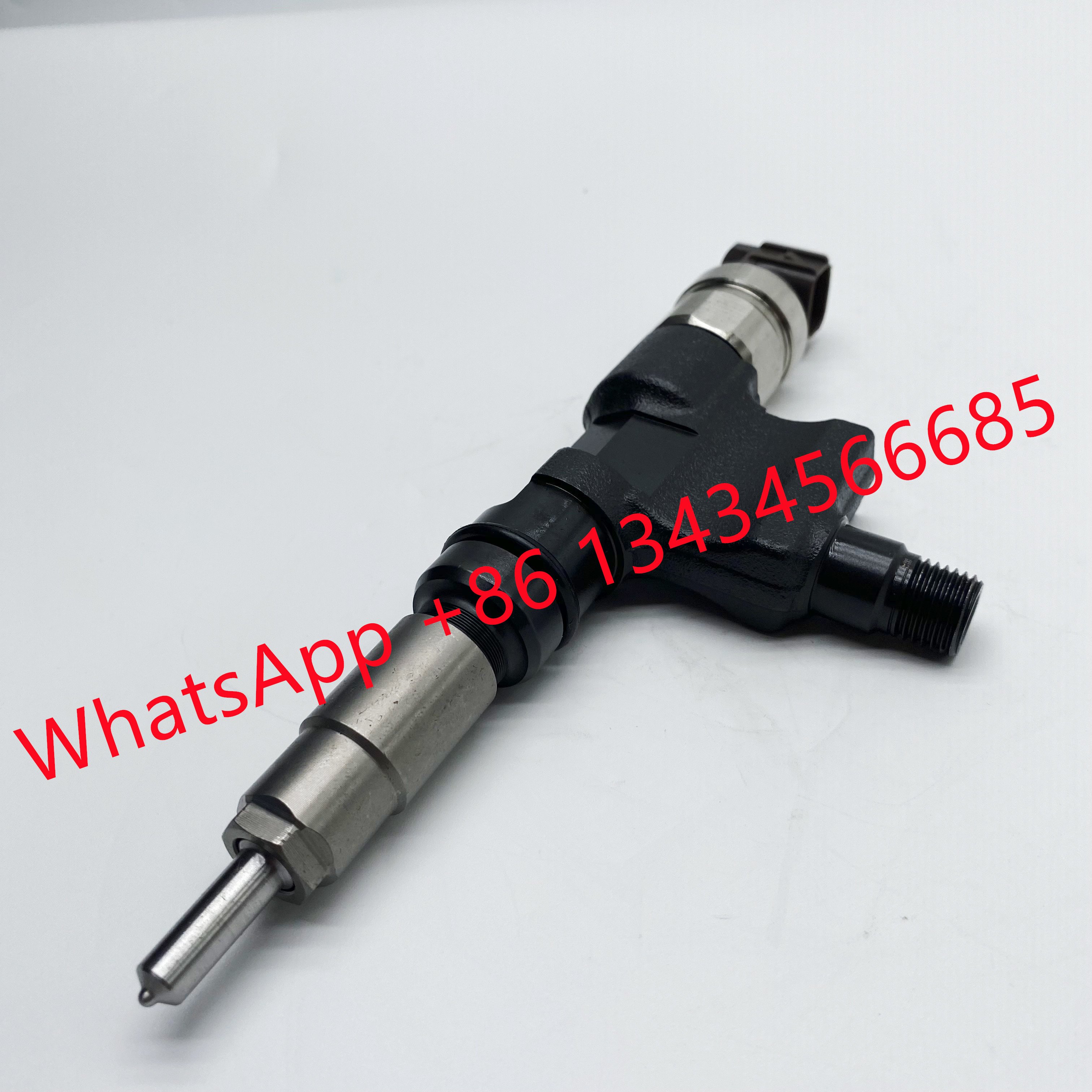 DENSO Common Rail Fuel Injector 095000-5321 for TOYOT 23670-78030