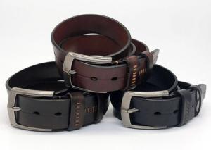 China Genuine Men'S Luxury Leather Belts , Mens Reversible Leather Belt With Thick Thread Decoration factory