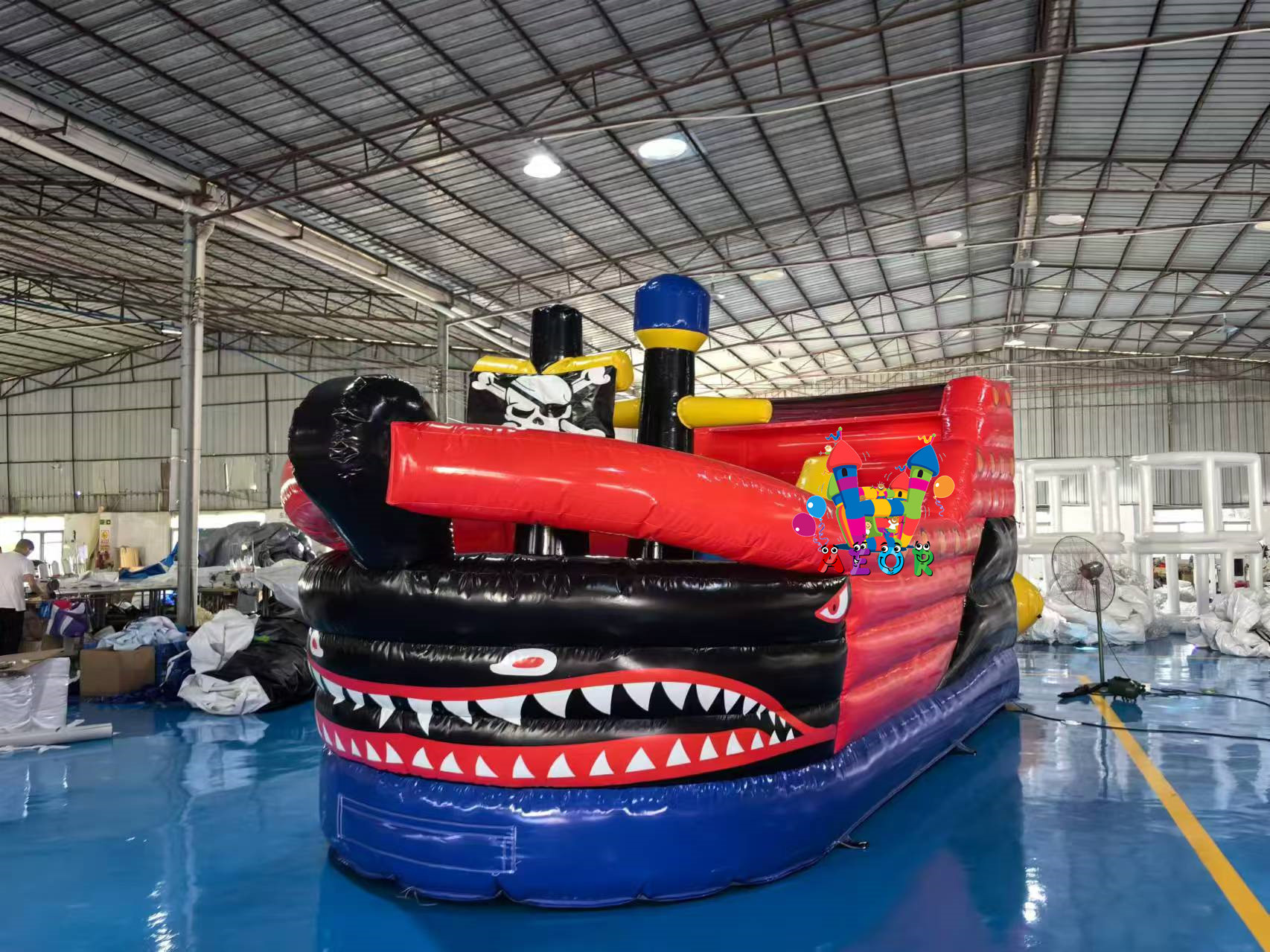 6.7x3.7m Custom PVC Outdoor Inflatable Fun City Cartoon Theme Bouncer Jumping Bouncy Castle With Dry Slide