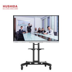 China 55 Inch 4K Touch Screen Interactive Whiteboard 400cd/㎡ Brightness 120g Ssd Storage factory