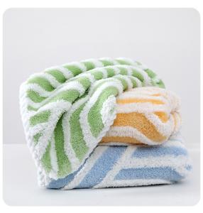 China Thickened Woven Sustainable Jacquard Coral Fleece Dishcloth Microfiber Cleaning Rag factory