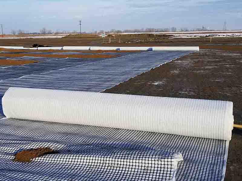 Asphalt Coated Fiberglass Composite Geogrid Geotex Geomat Geogrid Composite