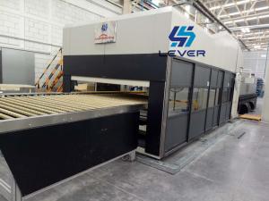 China Lever Factory Directly Sell Double Bending Glass Tempering Furnace / Glass Tempering machine for Automotive rear glass factory