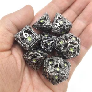 China Polyhedral Dice Edge Resin Gemstone Translucent Hand Carved Durable For Savage World factory