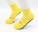 Yellow Color Trampoline Grip Socks Polyester Non Slip Socks Jacquard Logo