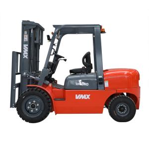 China VMAX 4 Tons Four Wheel Drive Forklift 1220mm Fork Length CE Certification factory