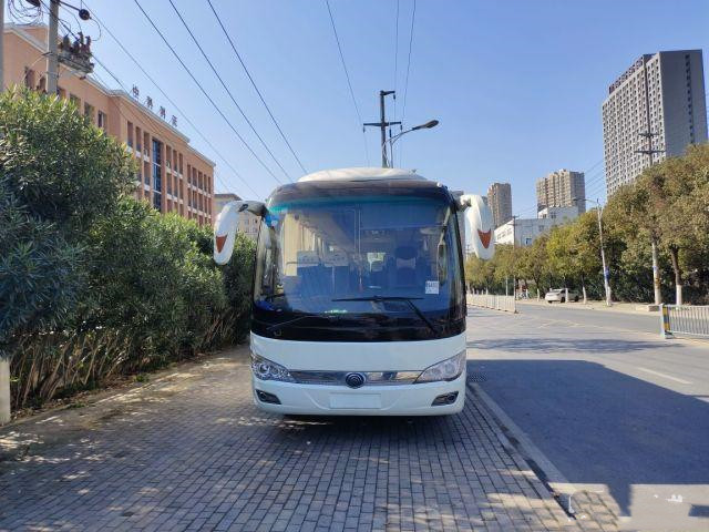 Yutong Bus Luxury Coach ZK6876 Used Coach Bus RHD 39 Seats Used Buses