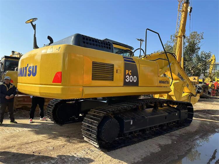 Japan Made Used Komatsu PC300 PC300-7 Excavator Original Hydraulic Pump Included