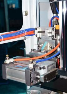China Single Station Extrusion Blow Molding Machine , Blow Molding Device With IML System factory