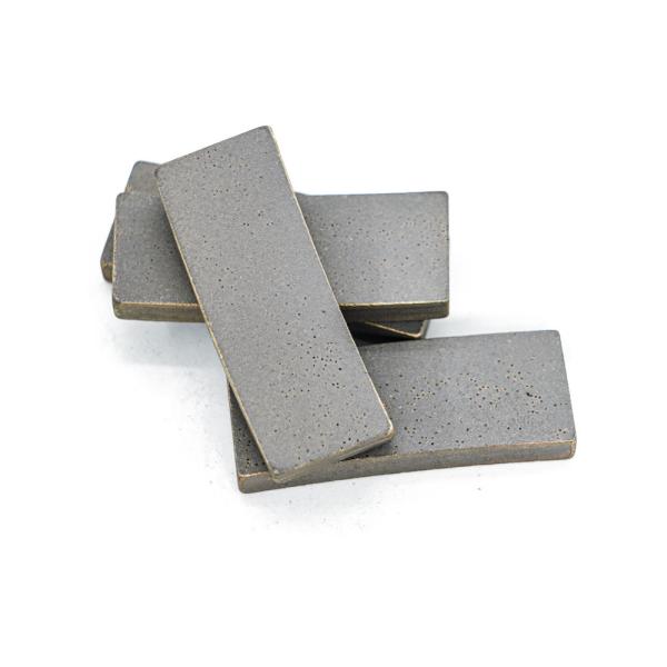 Long Lifespan Diamond Segments for 1000mm Lava Stone Cutting Tools in Sintered