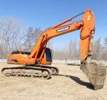 30 Ton Doosan DH300 Used Excavator and Active in Shanghai with 2900 Working