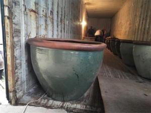 China Garden Decoration 53cmx49cm Rustic Flower Pots Planters factory