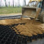 Smooth Surface HDPE Geocell 100mm Height Black Color With Hole