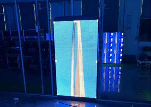 China Street Lamp Pole P4 SMD 5500CD LED Advertising Billboard factory
