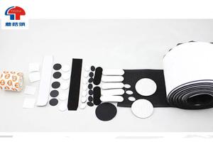 China Sticky Dots Roll factory