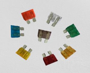 China ISO8820 Low Voltage Fuses , 32VDC Cartridge Fuse For Car Yellow Colour factory