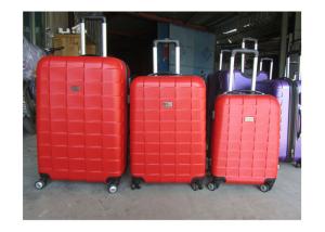 China 2 Zippers Oxford Cloth Plastic Handle Luggage Set 24 28 Inch For Raining Snowing Day factory