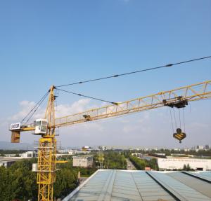 China 6t Capacity Topkit Chassis Tower Cranes Flattop City Crane factory