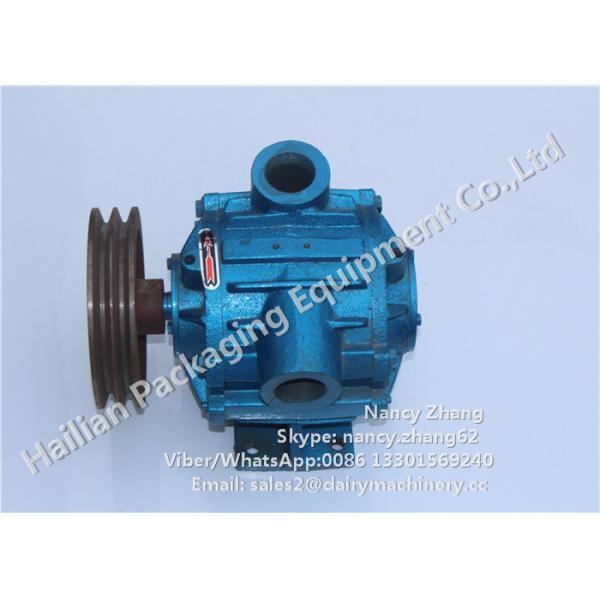 China 550 Liter / Min Vacuum Throughput Milking Machine Vacuum Pump Lower Noise factory