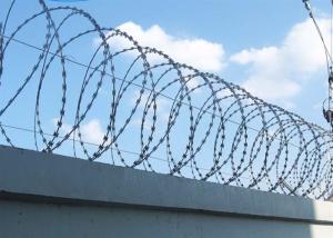 China Dia 600mm Bto-22 Anti Piracy Razor Barbed Wire Galvanized factory