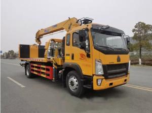 China Road Rescue Platform Wrecker Tow Truck 4*2 With 6 Ton Crane factory