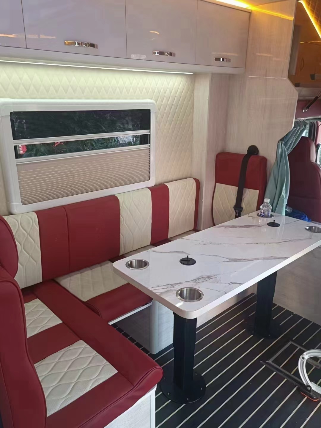 Euro VI Business RV Caravan Van Motorhome Within 5998*2480*3250